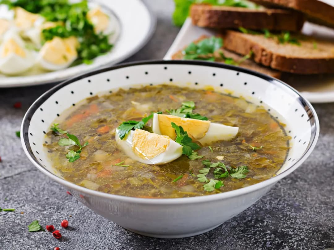 Jak się gotuje zupę szczawiową - prosty przepis na smaczną zupę