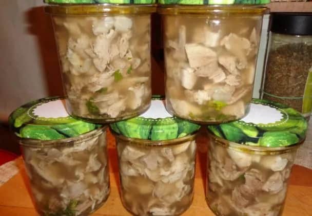 Jak zrobić galaretkę z golonki - prosta receptura na smaczny przysmak