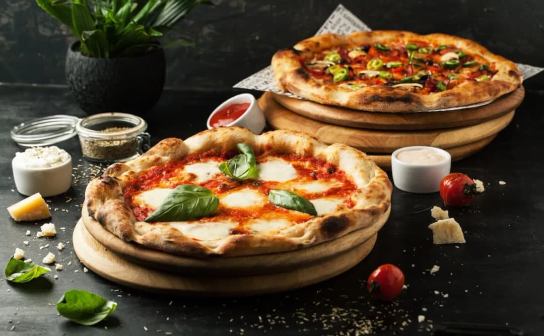 Ile piec pizzę w 200 stopniach? Oto czas pieczenia dla różnych rodzajów