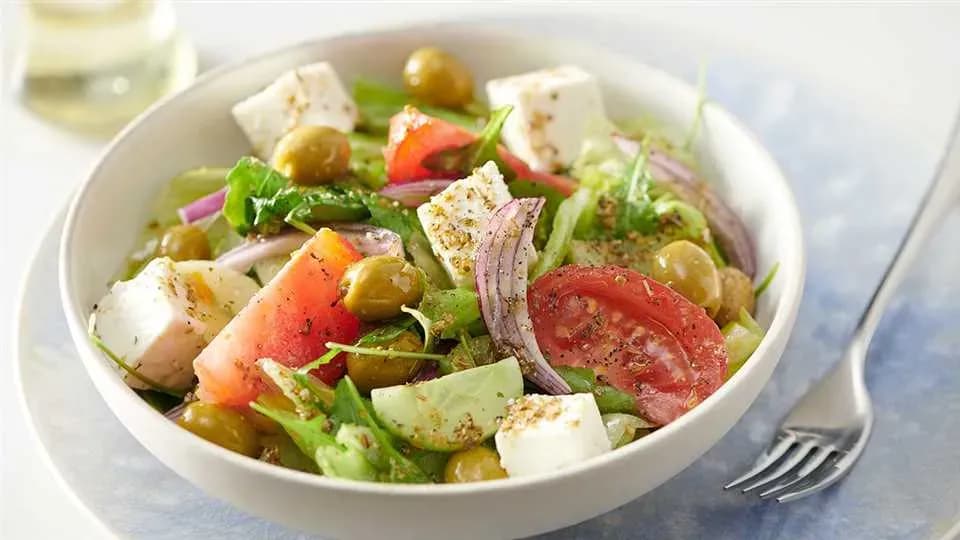 Sałatka grecka jak zrobić: prosty przepis na idealne smaki
